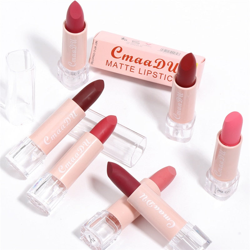 IDEAL COVERAGE LIPSTICK FOR STRONG LIPS